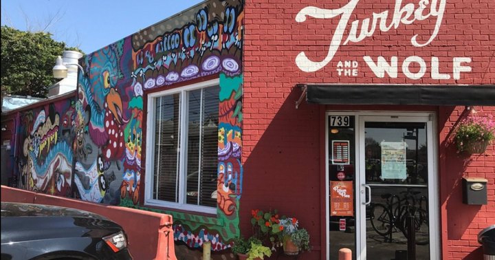 The 6 Wackiest Restaurants In New Orleans Where Dining Is A Blast