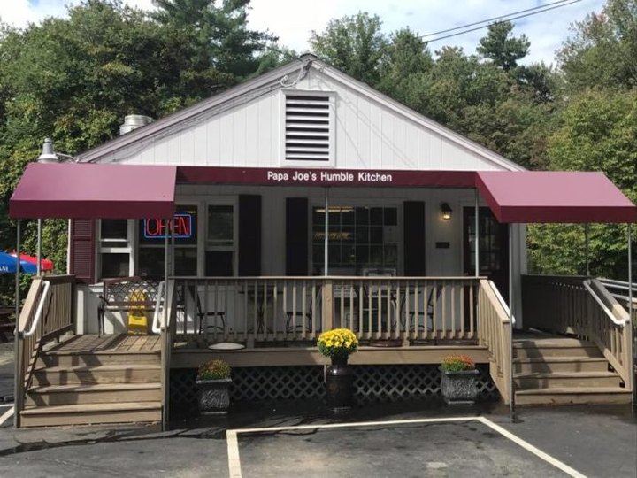 Satisfy Your Burger Craving At These 5 New Hampshire Diners