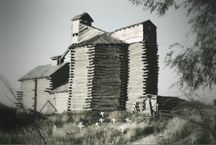 This Century-Old Mill In Idaho Is Now A Haunted House And It's Downright Terrifying