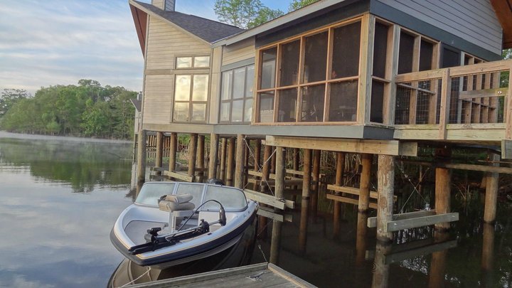 We Found The Most Affordable Waterfront Getaway In Louisiana And You’ll Want To Go Immediately