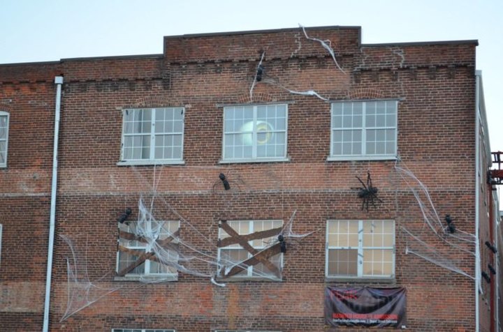 This 30,000 Square-Foot Haunted Warehouse In Indiana Is A Factory Of Fear