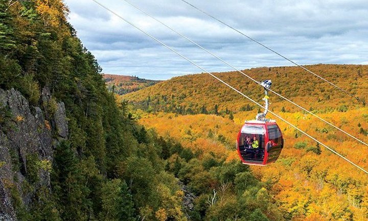 This Breathtaking Gondola Ride In Minnesota Will Show You The Fall Colors Like Never Before