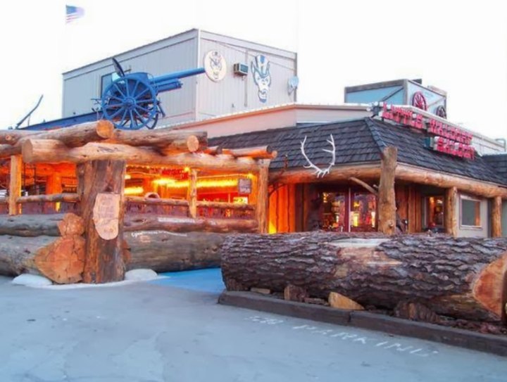 This Timeless 1920s Restaurant In Nevada Sells The Best Burgers In America
