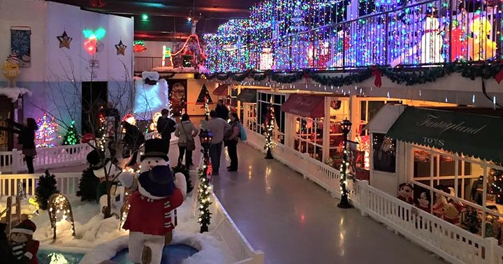The Magical Christmas Village Near Detroit Where Everyone Is A Kid Again