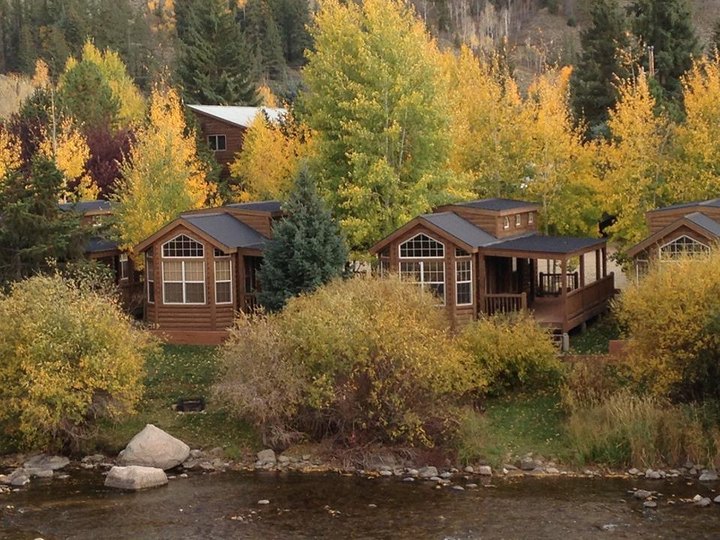 This Log Cabin Campground In Colorado May Just Be Your New Favorite Destination