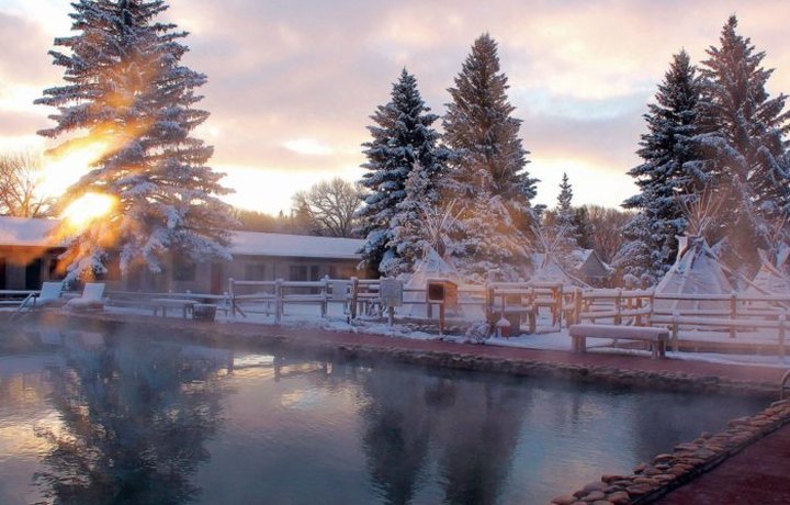 Watching Snow Fall From This One Hot Spring Resort In Wyoming Is Basically Heaven