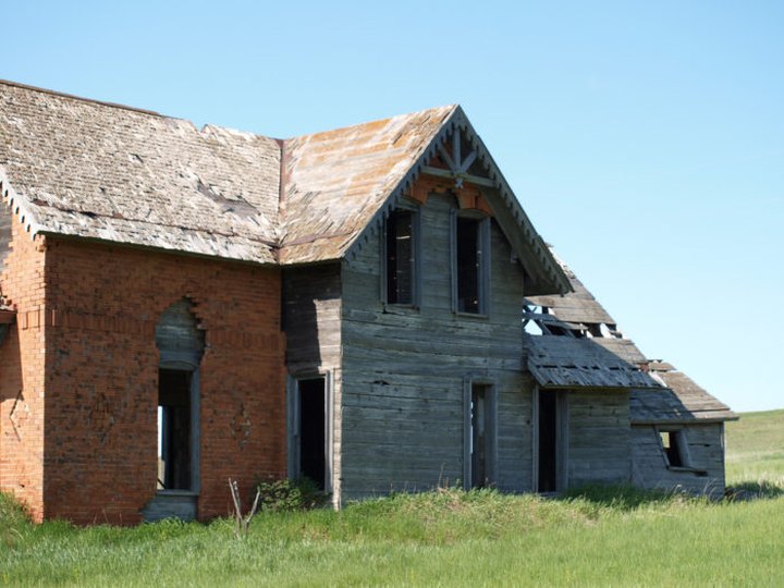 Not Many People Realize These 6 Little Known Haunted Places In North Dakota Exist