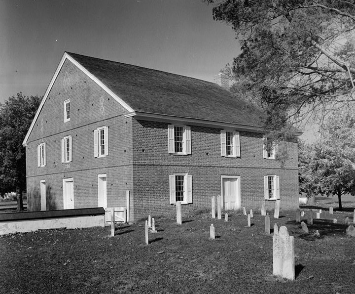 One Of The Oldest Chapels In America Is Here In Delaware And You'll Want To Step Inside