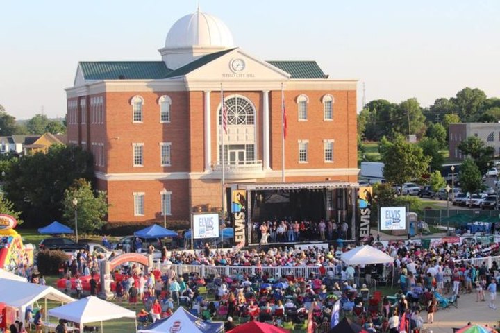 The Unforgettable Elvis Festival In Mississippi That Will Have You All Shook Up
