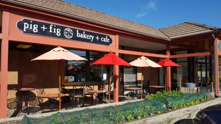 You Won't Leave Hungry From This Mouthwatering Cafe And Bakery In New Mexico