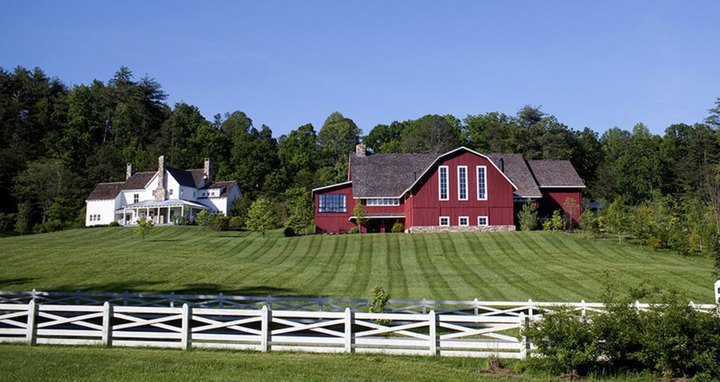 Visit This Farm Brewery In Tennessee That's Undeniably Charming
