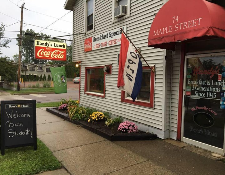 This Timeless 1940s Restaurant In Vermont Sells The Best Breakfast Sandwiches In America