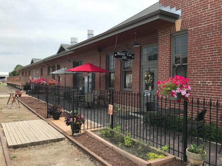 This Minnesota Restaurant Is In An Old Train Station And It's Nothing Short Of Delightful