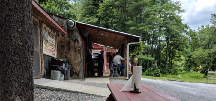 You Won't Leave Hungry From This Remote Walk-Up BBQ Shanty In North Carolina