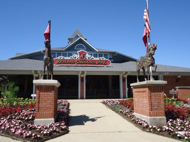 This Indoor Carousel Park In Ohio Is Perfect For Year-Round Family Day Trips