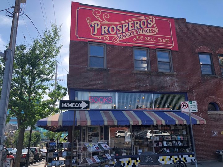 This 3-Story Bookstore In Missouri, Prospero's Books & Media, Is A Book Lover's Dream