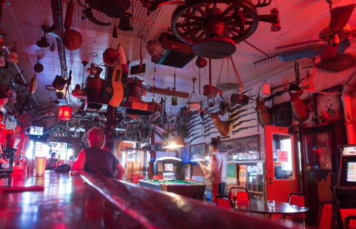 The Museum Bar In Michigan Where You'll Find Floor-To-Ceiling Fun