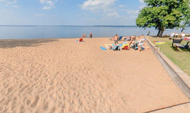 This One Beautiful Minnesota Lake Has A Beach That Rivals The Coast