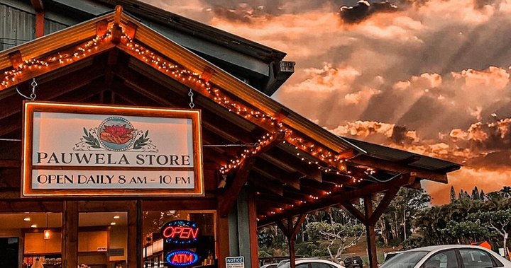 There's No Grocery Store Quite Like This One Hidden In Hawaii