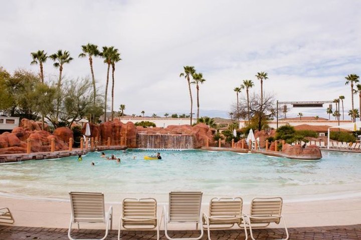 This Ocean-Themed Water Resort Is One Of Arizona's Best Kept Secrets
