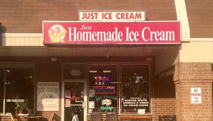 This Classic Shop In Pennsylvania Has Been Scooping Up Homemade Ice Cream For More Than 30 Years