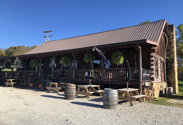 6 Restaurants In Kentucky That Are Hiding Throughout Red River Gorge
