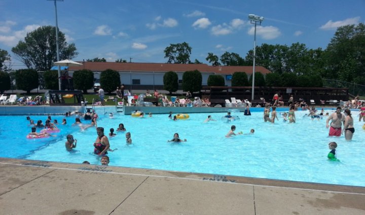 This West Virginia Wave Pool Is A Summertime Oasis You Won't Want To Miss