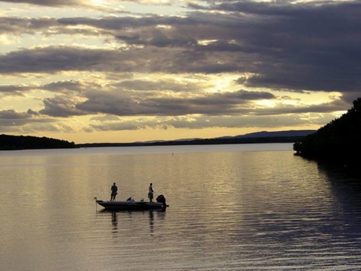 The Oldest Lake In Arkansas Is A Beautiful Piece Of Living History