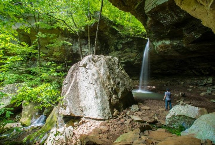 You Can See 3 Waterfalls In Just One Day Of Hiking In Arkansas