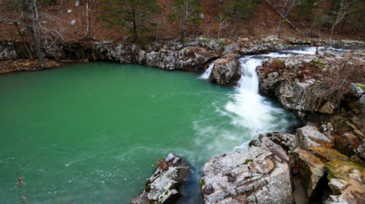 This Secluded Creek In Arkansas Might Just Be Your New Favorite Swimming Spot