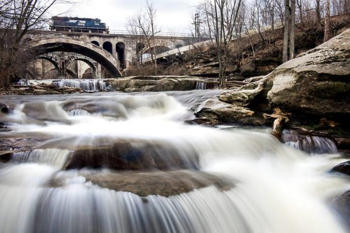 The Ultimate Bucket List For Anyone In Cleveland Who Loves Waterfall Hikes