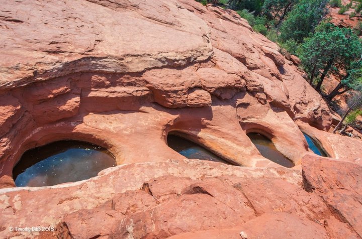 This 1-Mile Hike In Arizona Is Full Of Jaw-Dropping Natural Pools