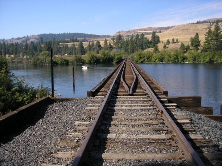 This Abandoned Railway Hike In Washington Is A Historic Treasure