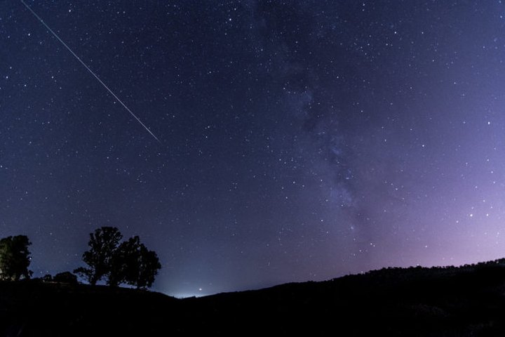 The North Dakota Sky Will Light Up With Shooting Stars And A Nearly Full Moon This Week
