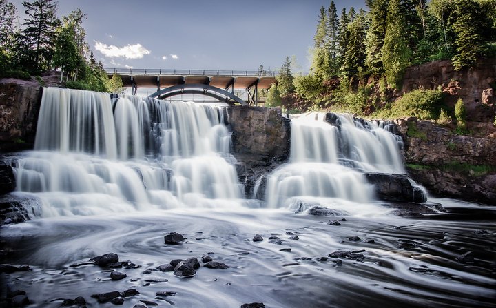 Everyone Should Take A Trip To Minnesota's Most Popular Waterfall At Least Once
