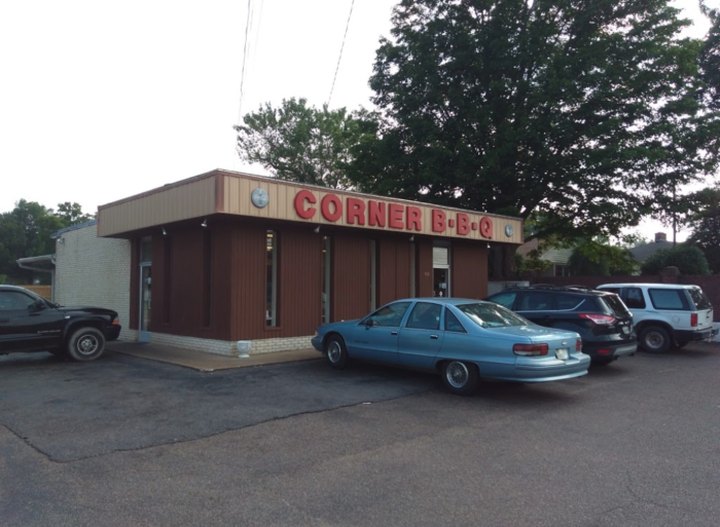 Corner BBQ Is A Remote But Delicious BBQ Restaurant In Tennessee