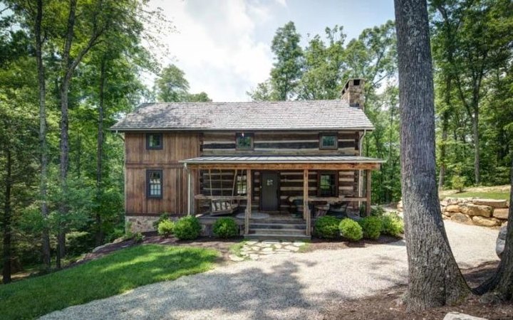 You Can Sleep Inside An Antique Log Cabin In The Mountains When You Stay At The Trailview Cottage In Virginia