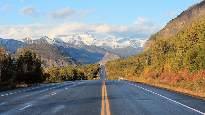 The Road Trip On The Glenn Highway In Alaska Will Take You Through Sheer Autumnal Perfection