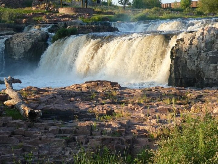 See The Tallest Waterfall In South Dakota At Falls Park