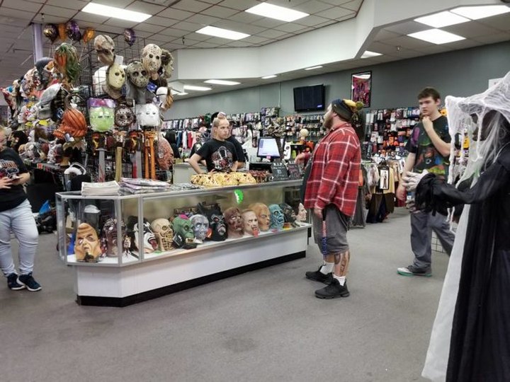 Crypt Keepers Is A Huge Halloween Store Near Detroit That Gets Better Year After Year
