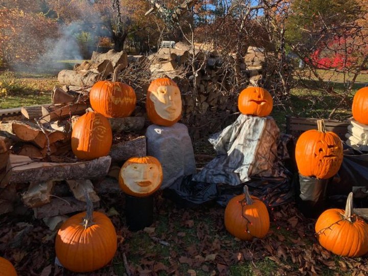 There's No Other Trail In New Hampshire Like The Pumpkin People Tour In Jackson