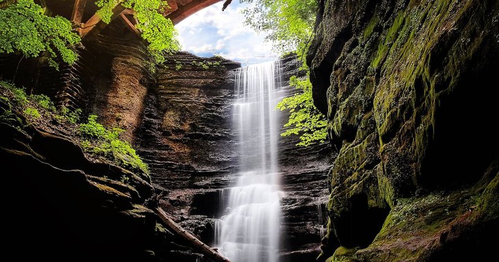 The Waterfalls At Matthiessen State Park In Illinois Will Soon Be Surrounded By Beautiful Fall Colors