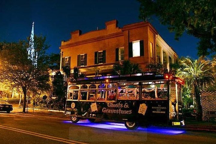Are You Brave Enough For The Trolley Ghost Tour In Georgia From Ghosts and Gravestones of Savannah?