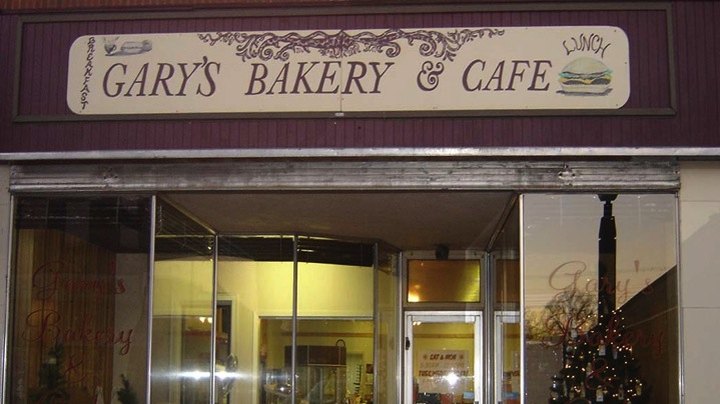 Gary's Bakery In South Dakota Opens At 5:30 A.M. To Sell Their Delicious Made From Scratch Bread