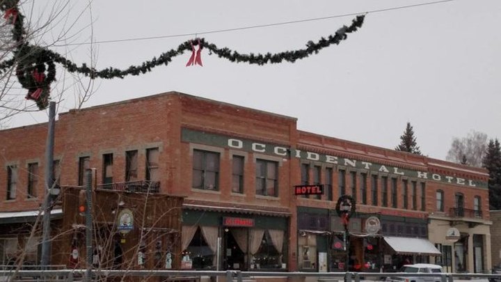 The Historic Occidental Hotel In Wyoming Gets All Decked Out For Christmas Each Year