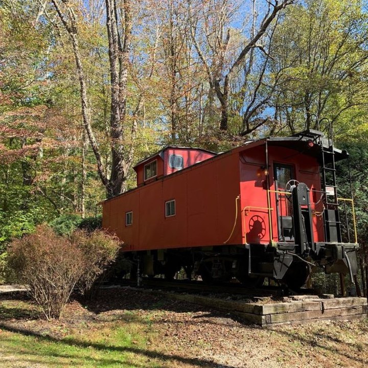Spend The Night In An Authentic 1950s Railroad Caboose In The Middle Of Ohio's Hocking Hills