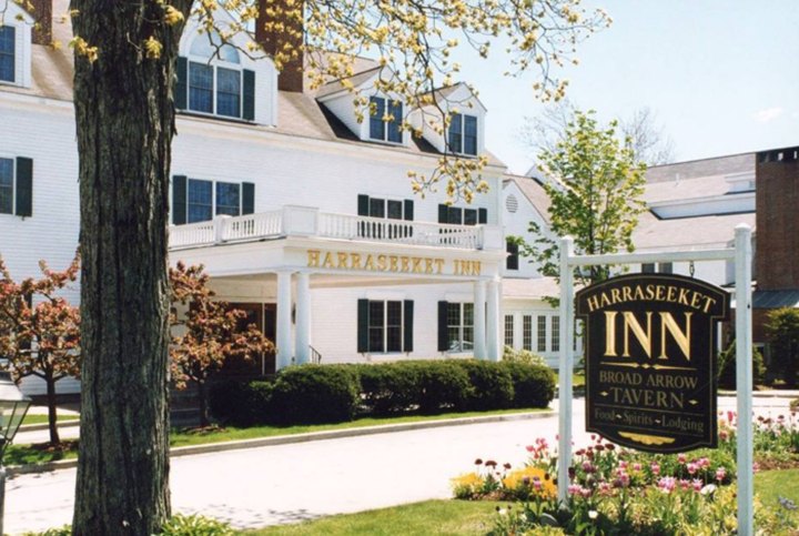 The Sunday Buffet At The Harraseeket Inn In Maine Is A Delicious Road Trip Destination