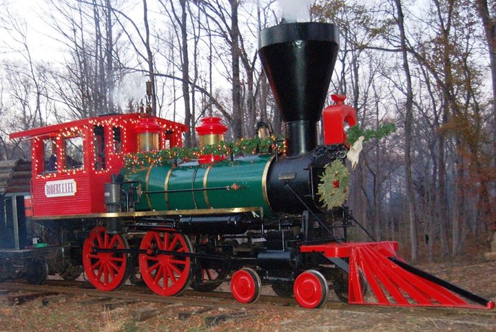 Climb Aboard The Christmas Express Train On Jefferson Railway In Texas For An Enchanting Holiday Adventure