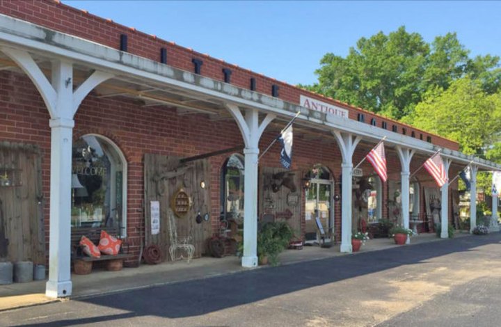 You Could Spend Hours In Little Mountain Unlimited, A Gigantic Antique Mall In South Carolina