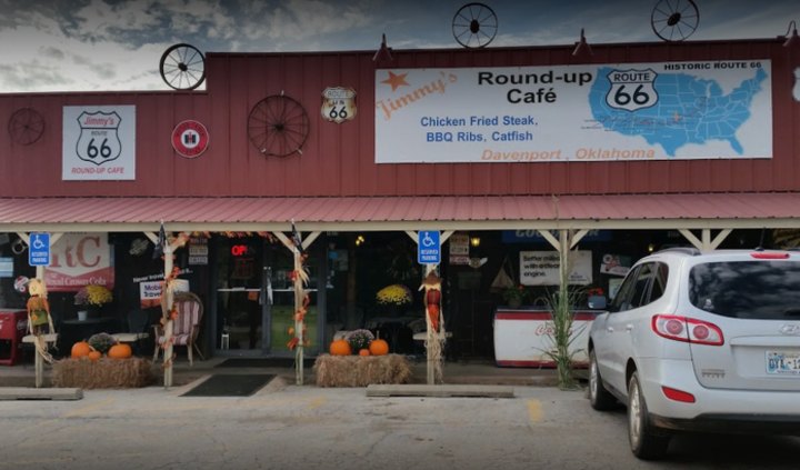 Some Of The Best Food In The State Is Hiding In The Unassuming Tammy's Route 66 Round-Up Cafe In Oklahoma